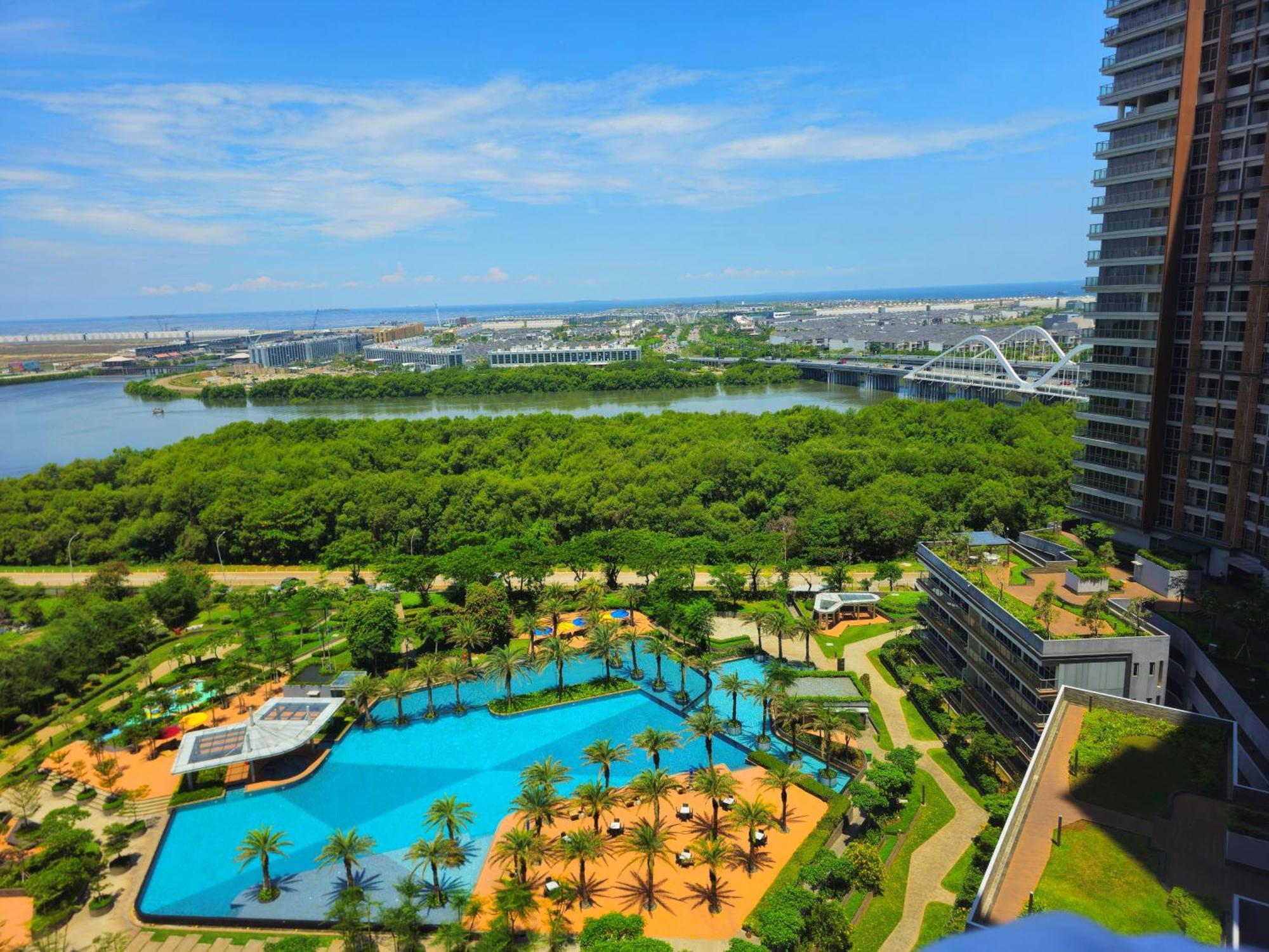 Studio Sea View Apartment At Gold Coast Pik By Mysweethome Jacarta Exterior foto